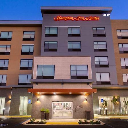 Hampton Inn & Suites Ontario Rancho Cucamonga Exteriör bild