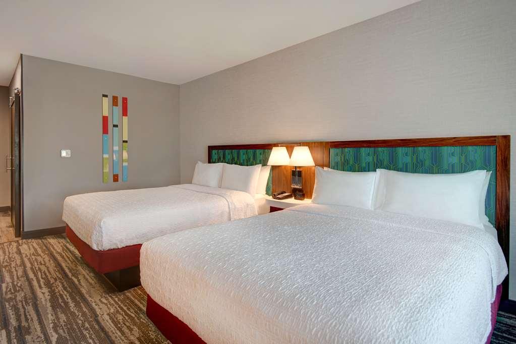 Hampton Inn & Suites Ontario Rancho Cucamonga Rum bild