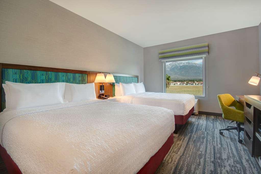 Hampton Inn & Suites Ontario Rancho Cucamonga Rum bild