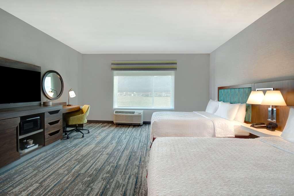 Hampton Inn & Suites Ontario Rancho Cucamonga Rum bild